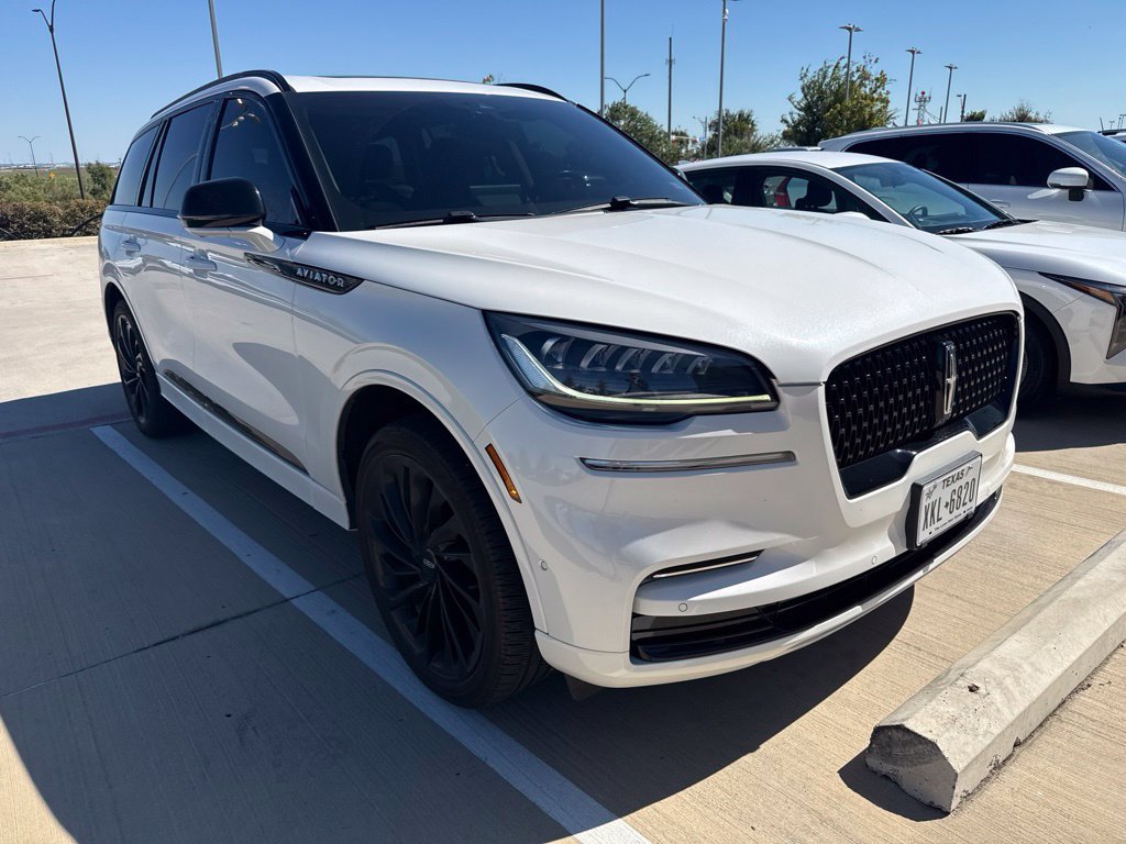 Used 2024 Lincoln Aviator Reserve w/ Jet Appearance Package AWD/4WD image 13