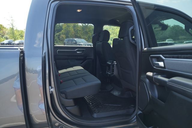 Used 2022 RAM 1500 Big Horn AWD/4WD image 22