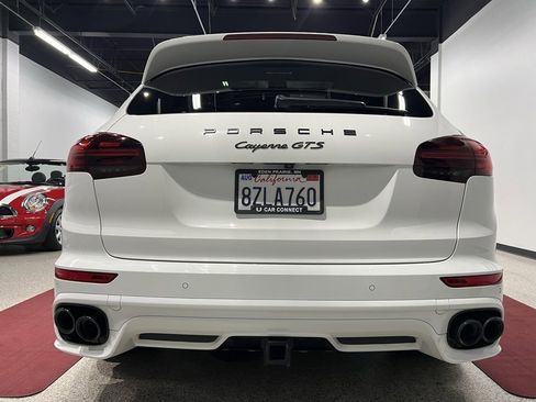 Used 2016 Porsche Cayenne GTS image 15