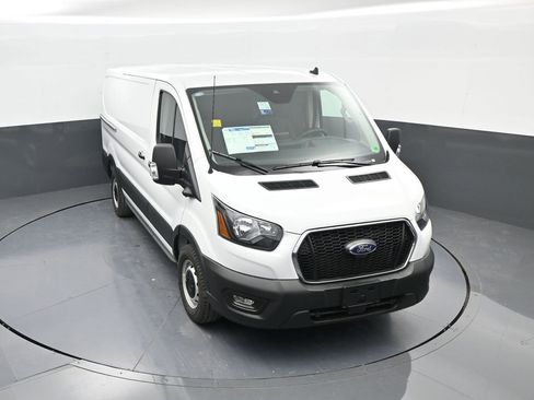 New 2025 Ford Transit 150 Low Roof image 30