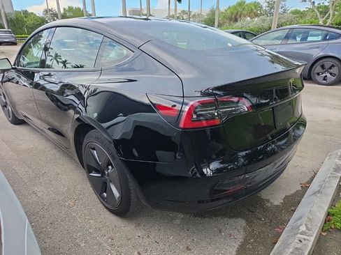 Used 2023 Tesla Model 3 Standard Range RWD image 9