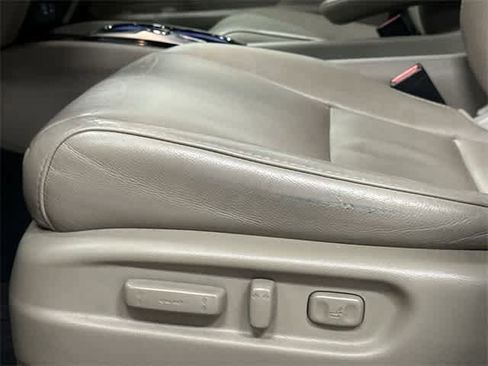 Used 2019 Honda Pilot Touring image 27