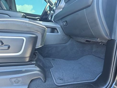 Used 2026 RAM 1500 Laramie AWD/4WD image 28