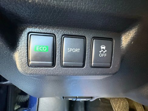 Used 2018 Nissan Sentra SR image 19