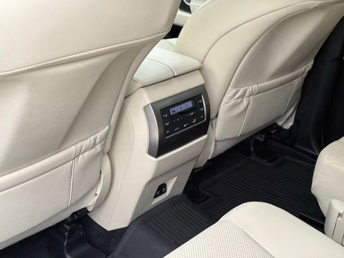 Certified 2022 Lexus GX 460 Premium w/ Accessory Package AWD/4WD image 24