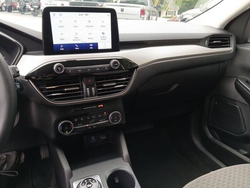 Used 2022 Ford Escape SE w/ Convenience Package FWD image 20