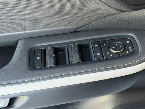 New 2026 Lexus TX 500h AWD image 13