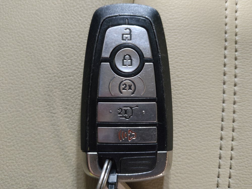 Used 2020 Ford Edge SEL w/ Convenience Package AWD/4WD image 32