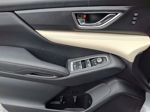 Used 2022 Subaru Ascent Limited image 16