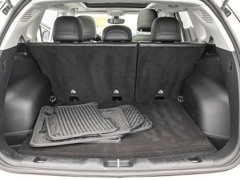 Used 2018 Jeep Compass Latitude image 34