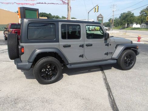 Used 2021 Jeep Wrangler Unlimited Sport AWD/4WD image 4