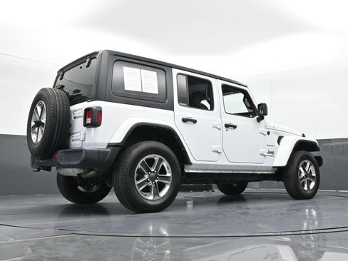 Used 2022 Jeep Wrangler Unlimited Sahara image 62