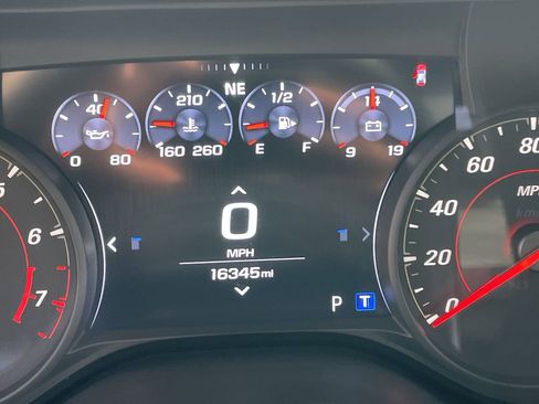 Used 2022 Chevrolet Camaro SS RWD image 31