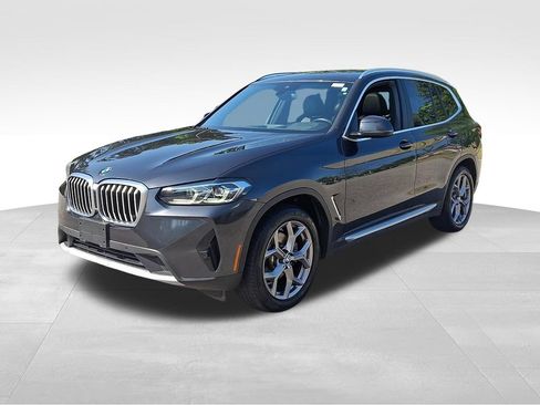 Used 2023 BMW X3 xDrive30i w/ Convenience Package AWD/4WD image 3