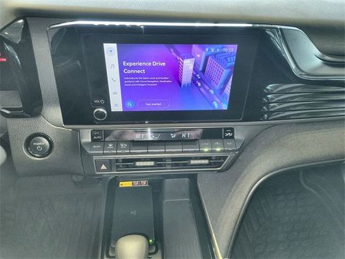 Used 2025 Toyota Camry LE image 18