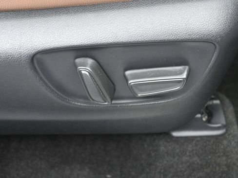 Certified 2026 Toyota Grand Highlander AWD image 39