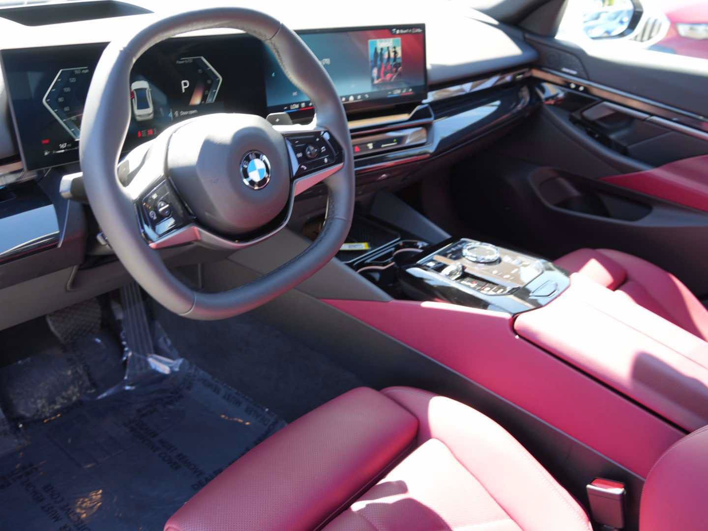 Used 2026 BMW 540i xDrive AWD/4WD image 12