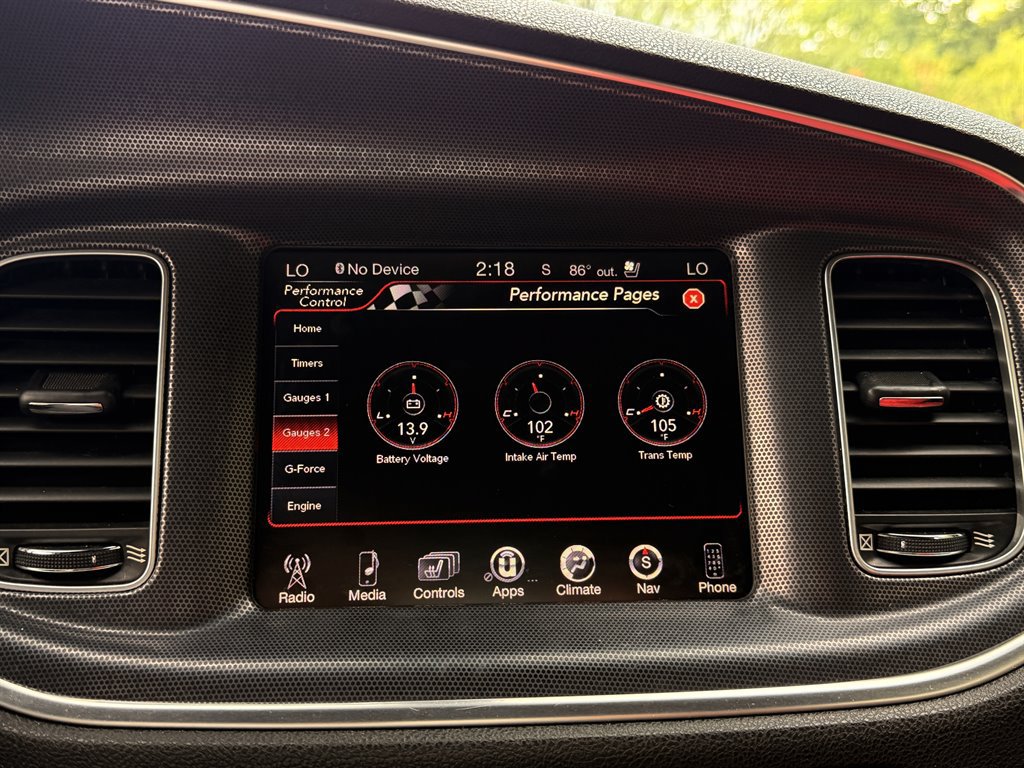 Used 2016 Dodge Charger R/T Scat Pack w/ Beats Audio Group RWD image 25
