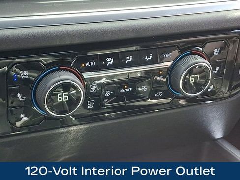 Used 2026 Chevrolet Silverado 1500 High Country w/ Midnight Edition AWD/4WD image 13