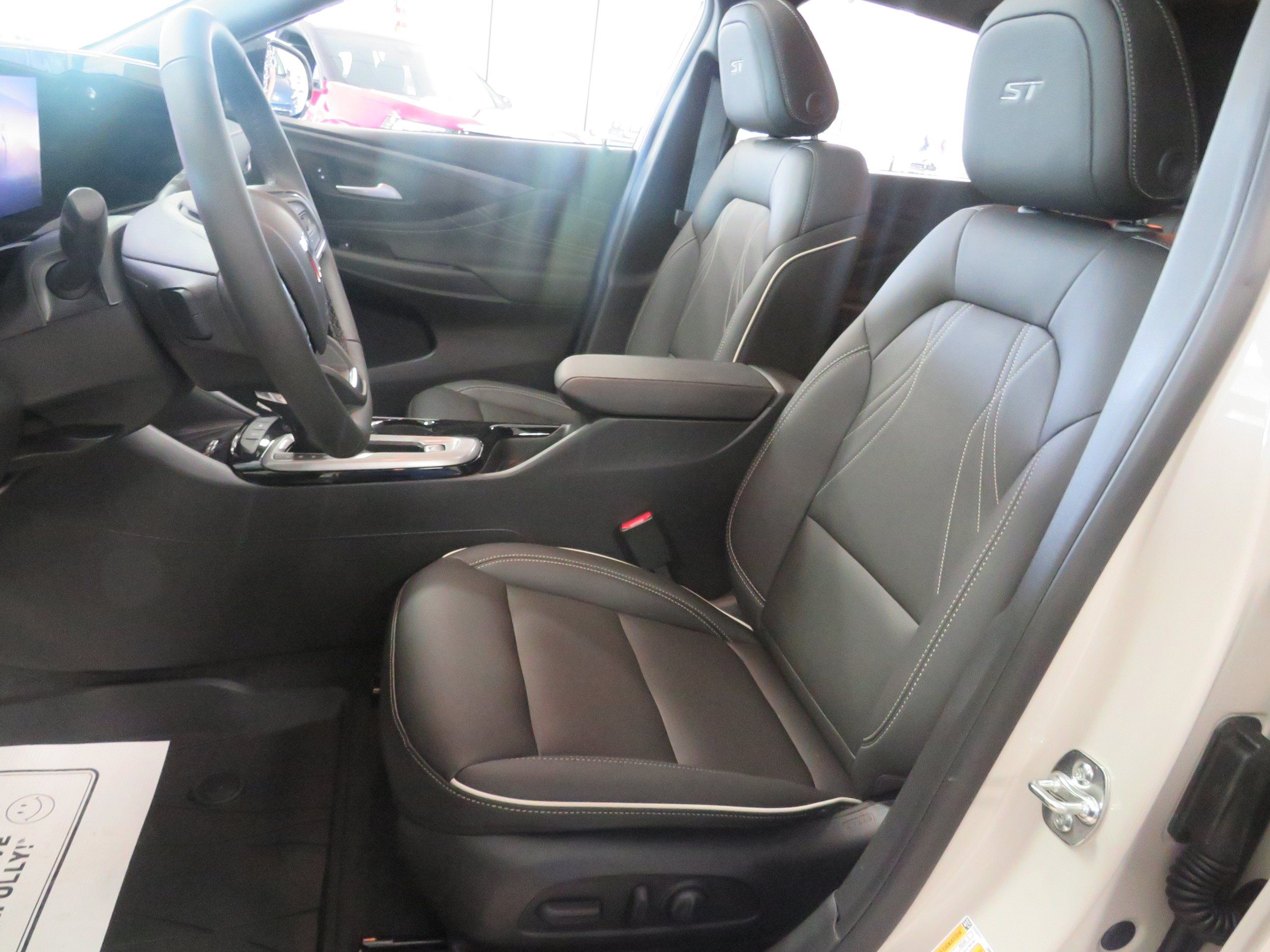 New 2026 Buick Envista Sport Touring w/ Studio Series FWD image 15