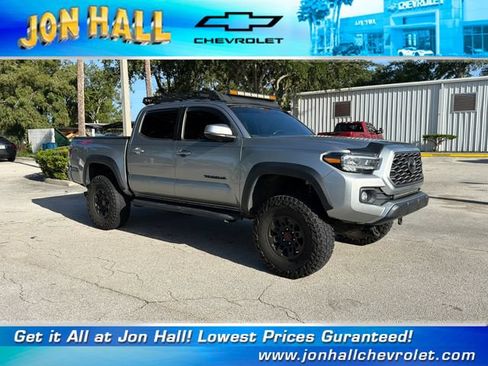Used 2023 Toyota Tacoma TRD Off-Road w/ TRD Premium Off Road Package AWD/4WD image 14