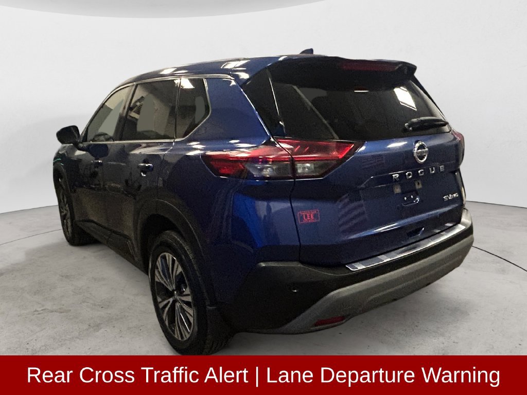 Used 2021 Nissan Rogue SV AWD/4WD image 3