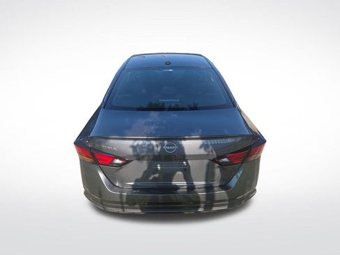 Certified 2025 Nissan Altima 2.5 SV FWD image 4