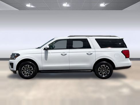 Certified 2024 Ford Expedition Max XLT RWD image 2
