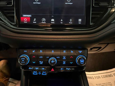 Certified 2023 Dodge Durango GT AWD/4WD image 35