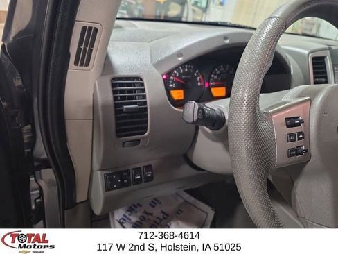 Used 2020 Nissan Frontier SV w/ Midnight Edition Floor Mats AWD/4WD image 15