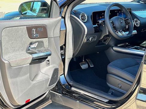 Certified 2025 Mercedes-Benz GLA 35 AMG 4MATIC image 10