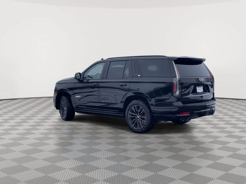 Used 2023 Cadillac Escalade V w/ LPO, ONYX Package image 6
