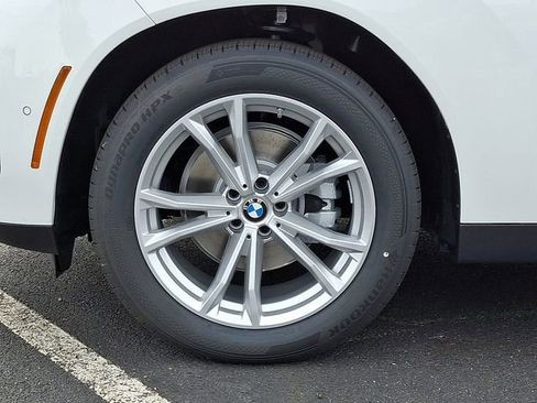 Certified 2025 BMW X3 xDrive30i image 8