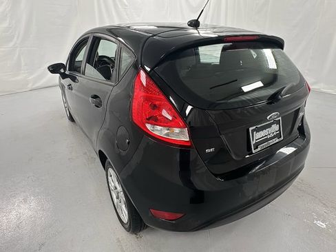 Used 2013 Ford Fiesta SE image 5