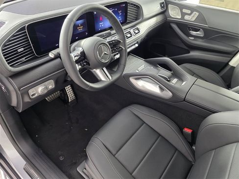New 2026 Mercedes-Benz GLS 450 4MATIC image 7