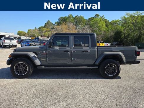 Used 2023 Jeep Gladiator Overland image 6