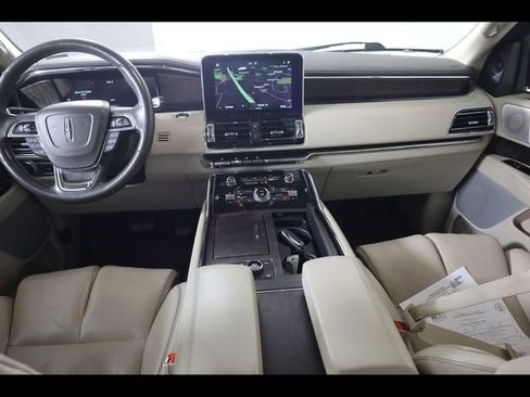Used 2020 Lincoln Navigator Reserve w/ Luxury Package AWD/4WD image 16