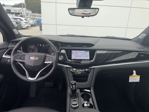New 2025 Cadillac XT6 Premium Luxury w/ Technology Package image 19