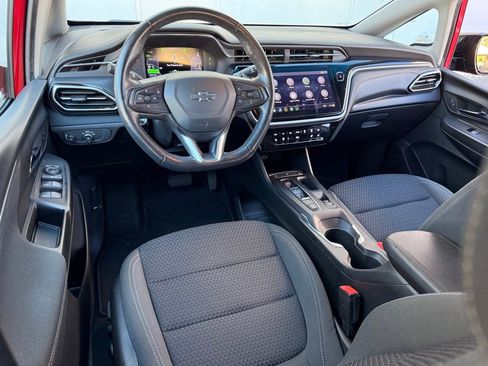 Used 2022 Chevrolet Bolt LT image 7