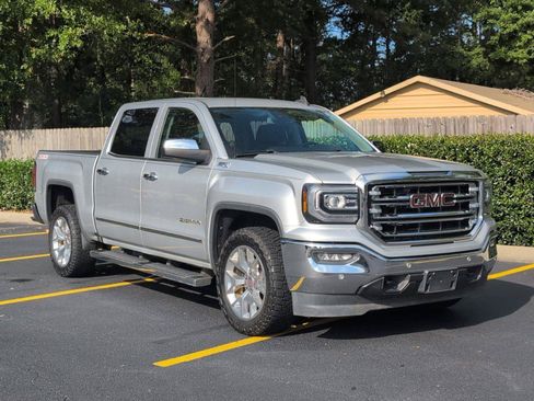 Used 2018 GMC Sierra 1500 SLT AWD/4WD image 9