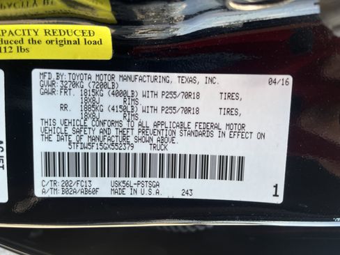 Used 2016 Toyota Tundra SR5 w/ SR5 Upgrade Package AWD/4WD image 5