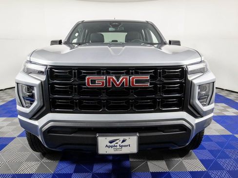 Used 2024 GMC Canyon Elevation image 2