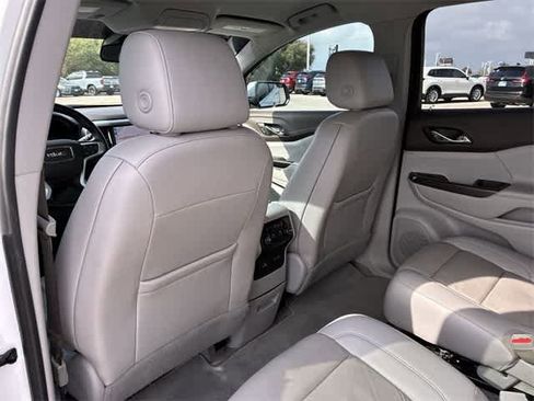 Used 2021 GMC Acadia SLT w/ Trailering Package image 19