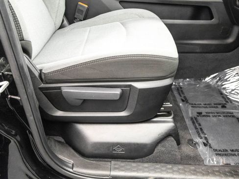 Used 2024 RAM 2500 Big Horn w/ Snow Chief Group image 44