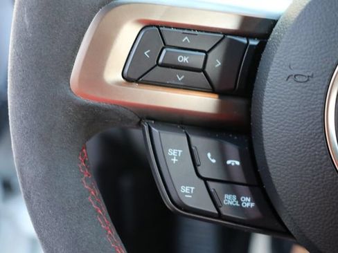 Used 2019 Ford Mustang Shelby GT350R w/ GT350R Equipment Group 920A RWD image 29