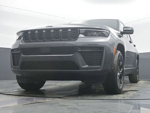 New 2026 Jeep Grand Cherokee Laredo image 46