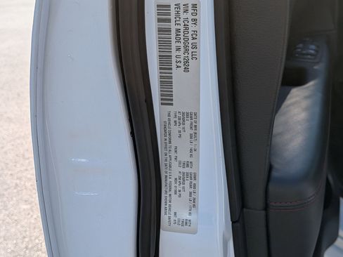 Used 2024 Dodge Durango GT image 40