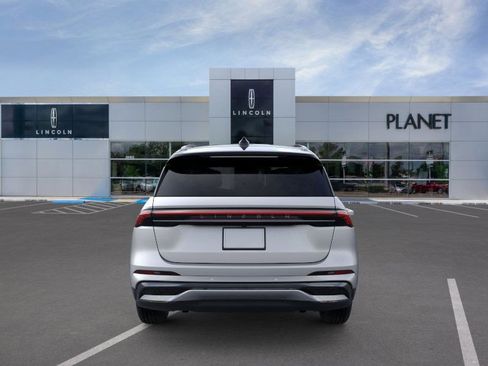 New 2026 Lincoln Nautilus Reserve w/ Jet Appearance Package image 5