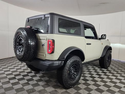 New 2026 Ford Bronco Badlands AWD/4WD image 7