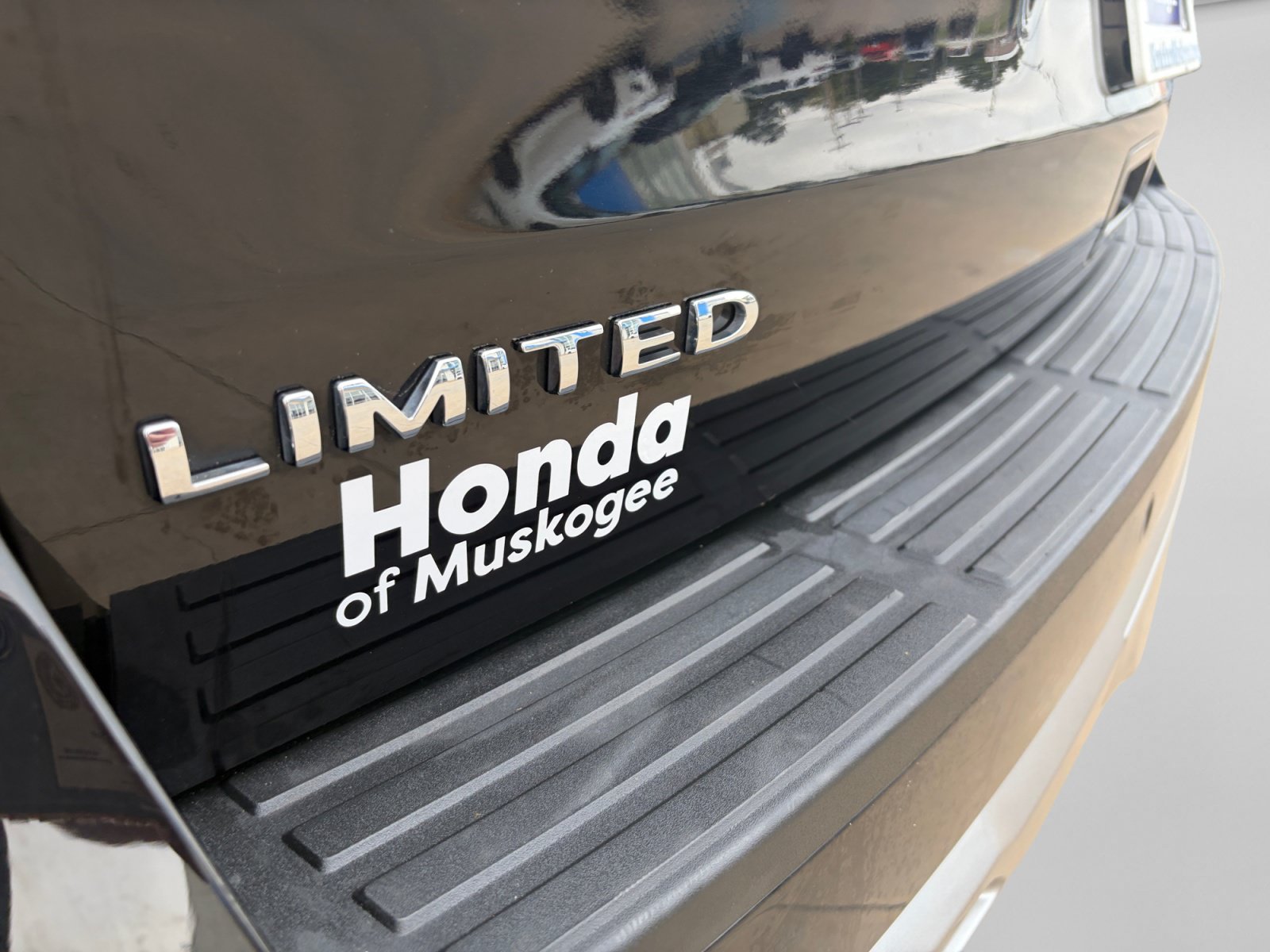 Used 2024 Ford Expedition Limited AWD/4WD image 9